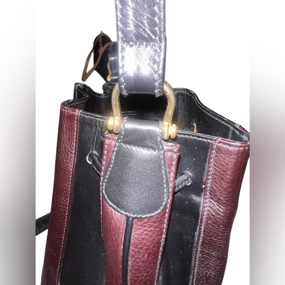 Like New Vintage Handcrafted Leather Goods Brown Leather Drawstring Bucket Bag - Picture 5 of 11